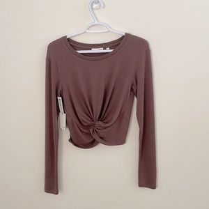 NWT Aritzia Wilfred Free long sleeve size small